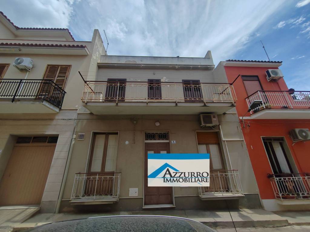 casa indipendente in vendita ad Avola