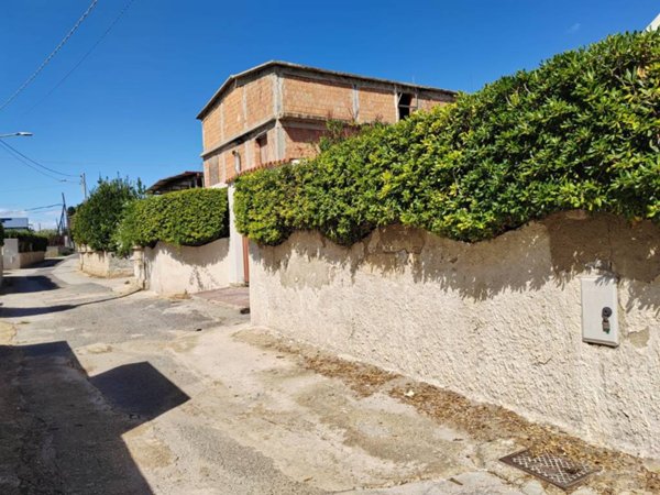 casa indipendente in vendita ad Avola
