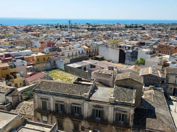 intera palazzina in vendita ad Avola