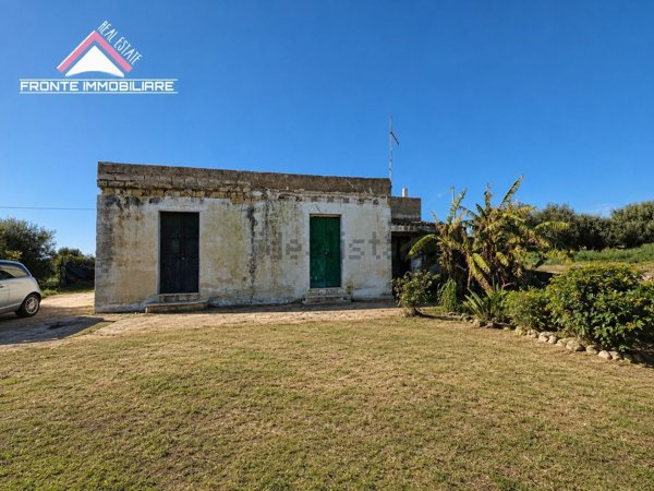 terreno agricolo in vendita ad Avola