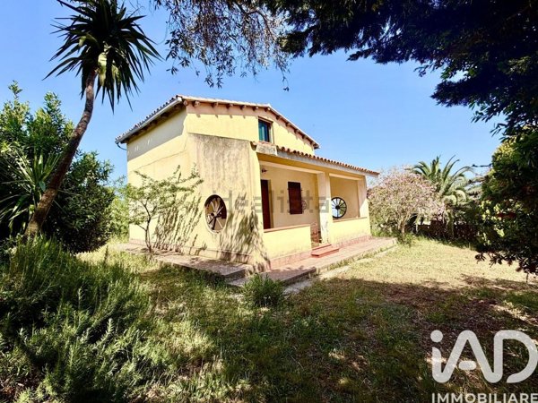 casa indipendente in vendita ad Avola
