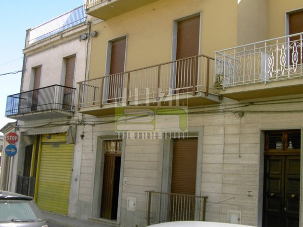 casa indipendente in vendita ad Avola