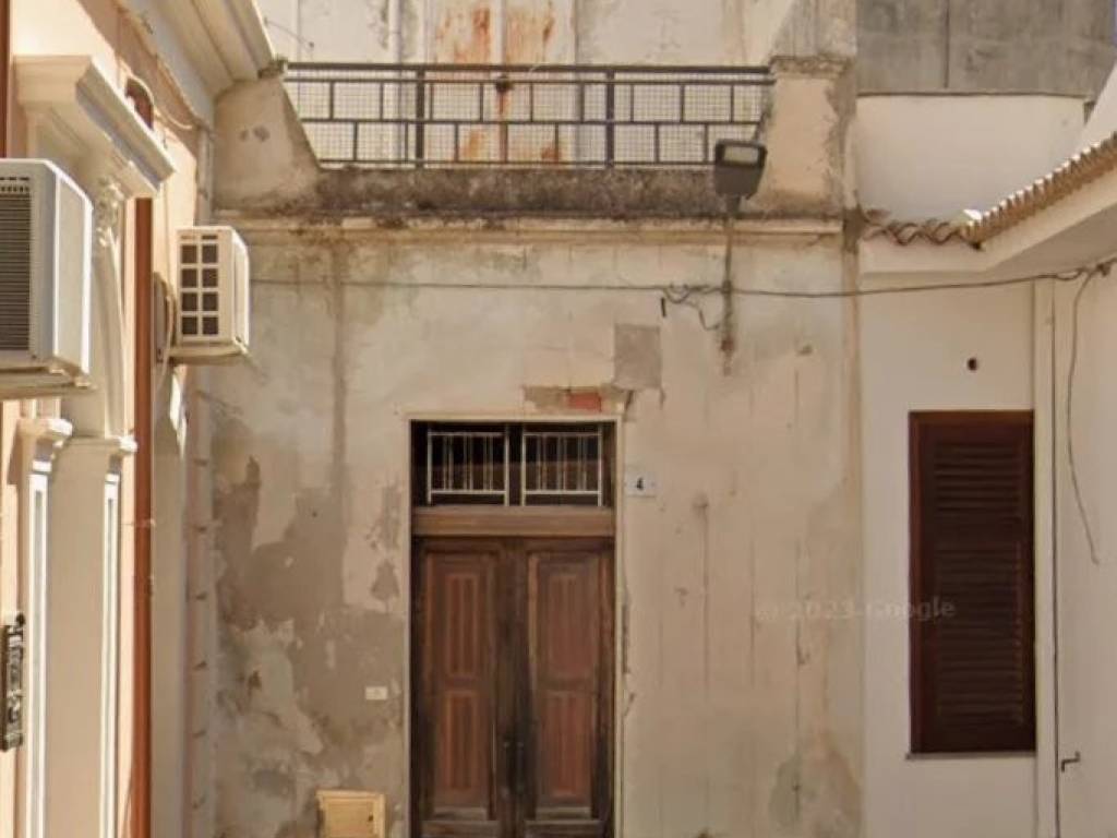 casa indipendente in vendita ad Avola