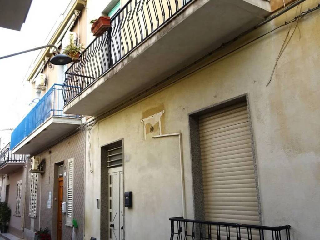 casa indipendente in vendita ad Avola