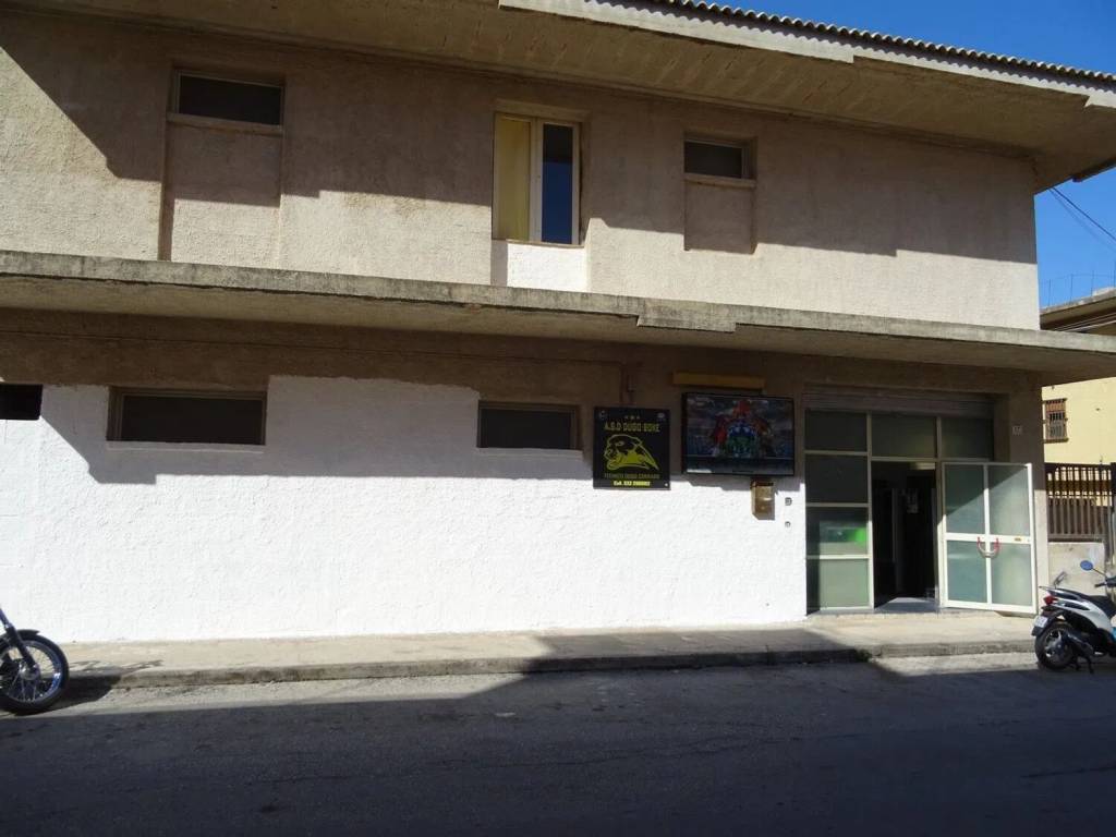 casa indipendente in vendita ad Avola