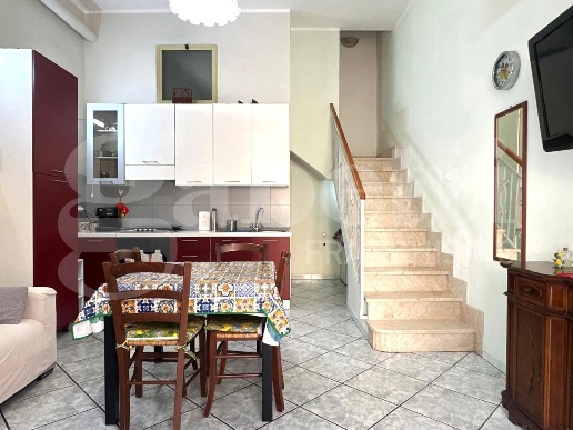casa indipendente in vendita ad Avola in zona Falaride