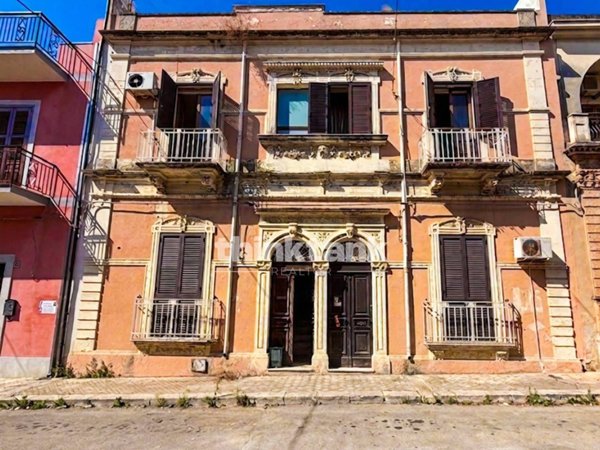 appartamento in vendita ad Avola