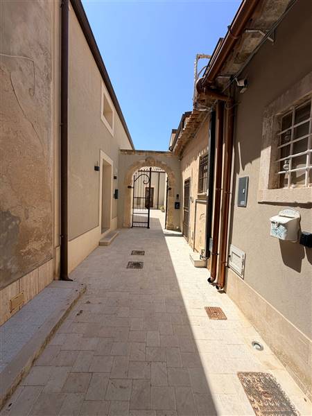 casa indipendente in vendita ad Avola