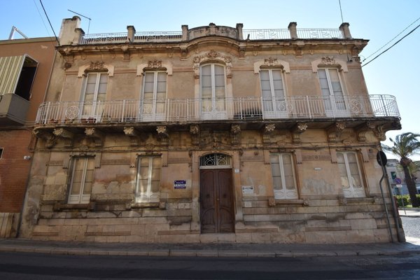 casa indipendente in vendita ad Avola
