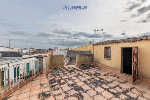 casa indipendente in vendita ad Avola