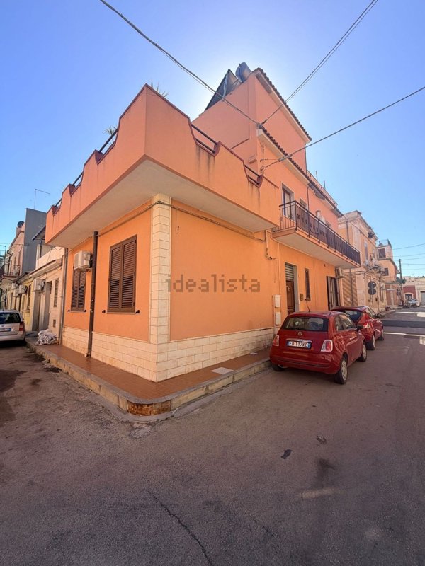 casa indipendente in vendita ad Avola