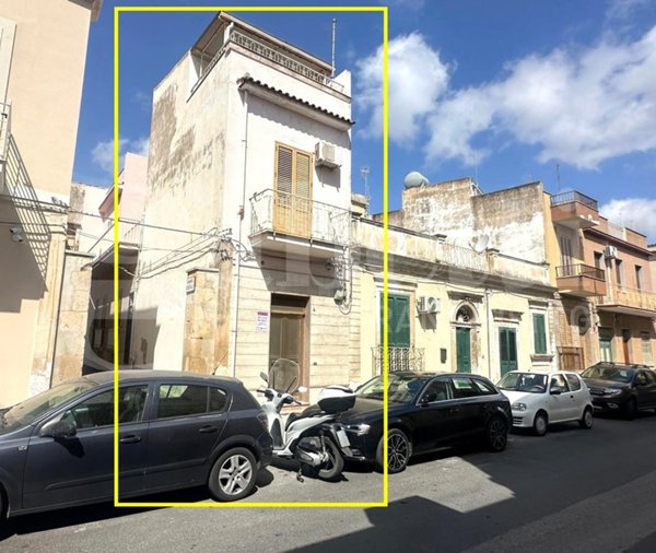 casa indipendente in vendita ad Avola