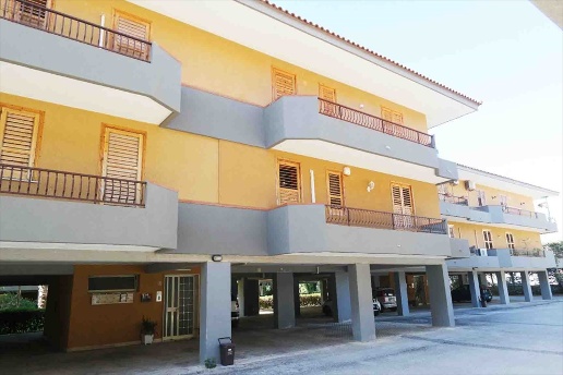 appartamento in vendita ad Avola in zona Falaride