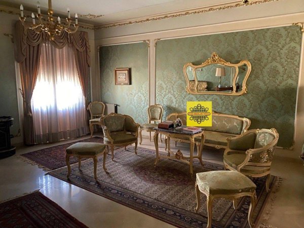appartamento in vendita ad Avola
