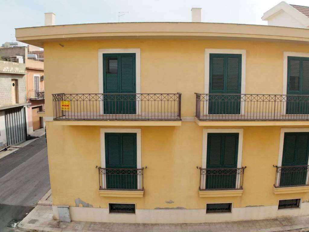 appartamento in vendita ad Avola