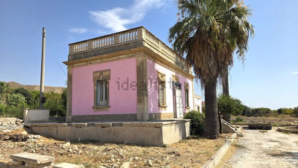casa indipendente in vendita ad Avola