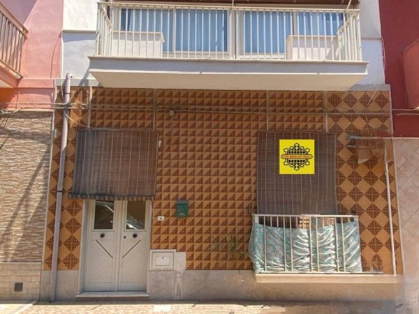 casa indipendente in vendita ad Avola