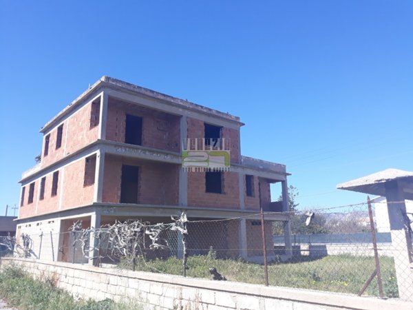 casa indipendente in vendita ad Avola in zona Piccio