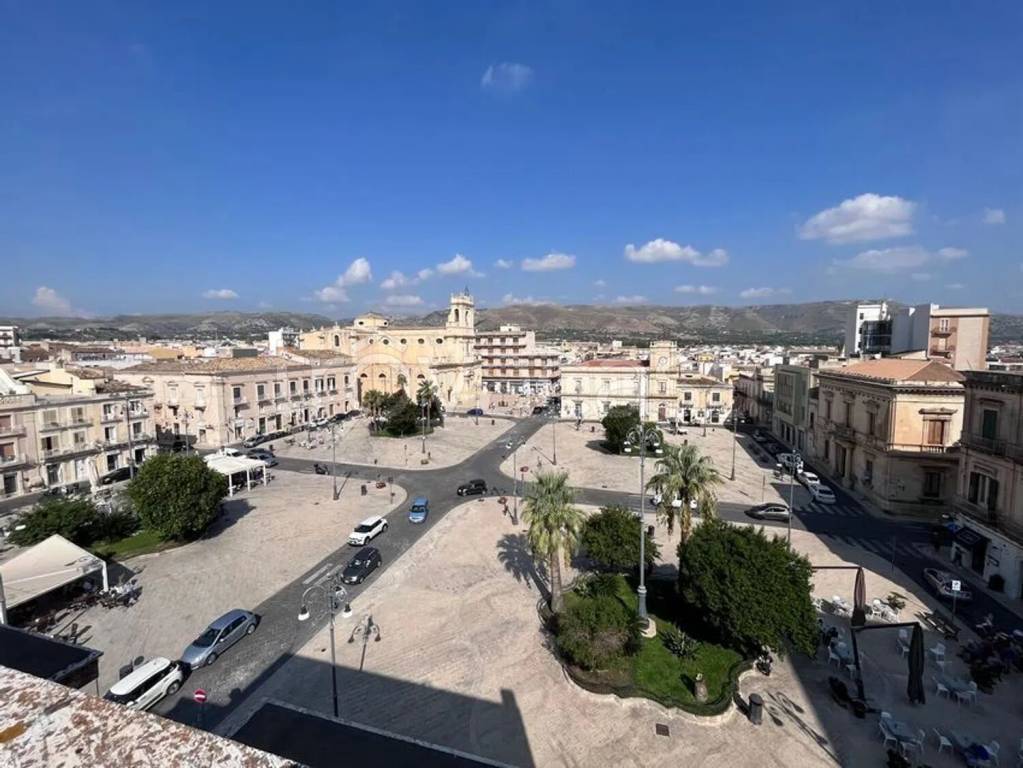 appartamento in vendita ad Avola