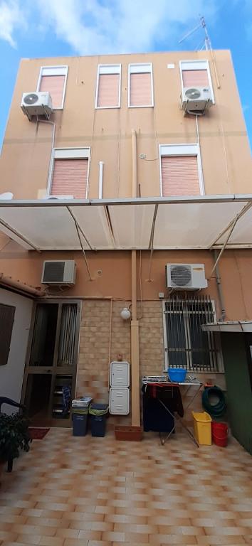 casa indipendente in vendita ad Avola