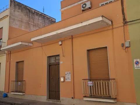 casa indipendente in vendita ad Avola