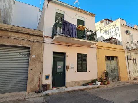 casa indipendente in vendita ad Avola
