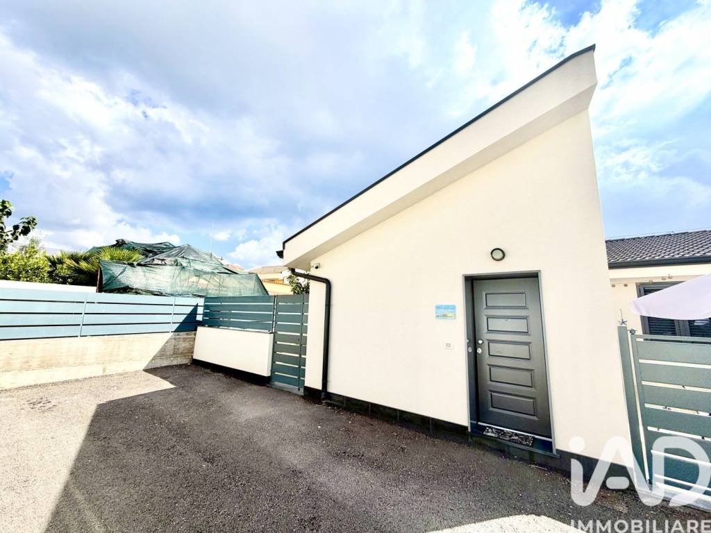 casa indipendente in vendita ad Avola