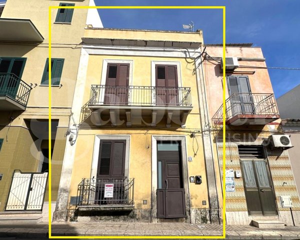 casa indipendente in vendita ad Avola