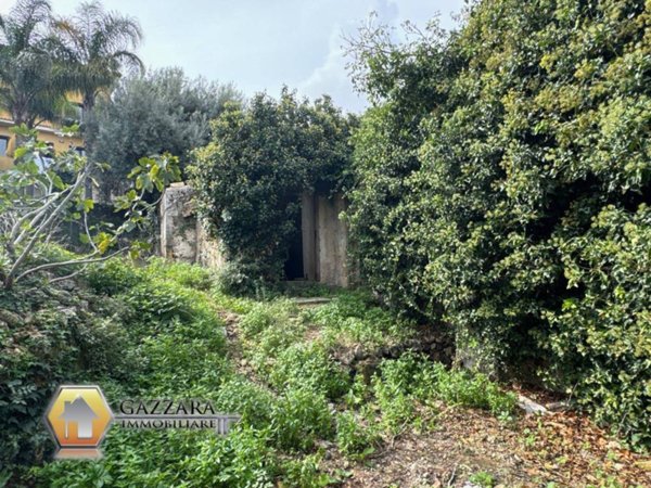 terreno edificabile in vendita a Buccheri