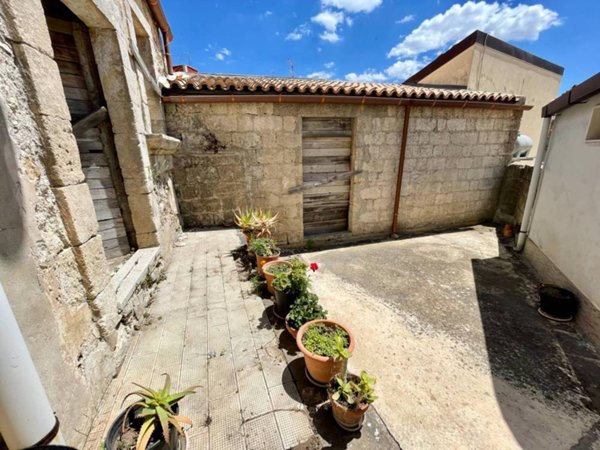 casa indipendente in vendita a Buccheri
