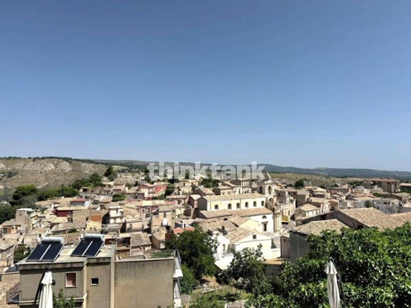 casa indipendente in vendita a Buccheri
