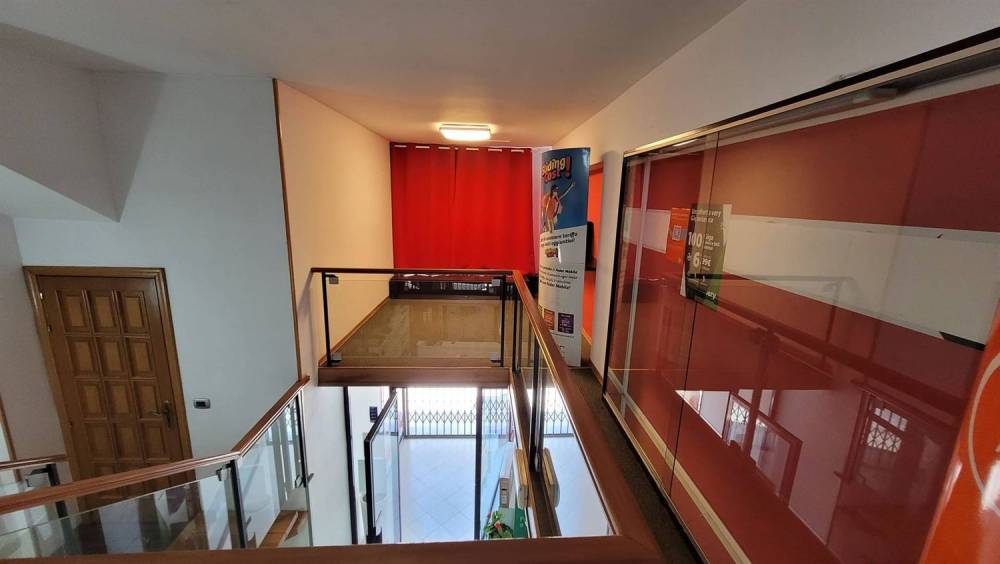 locale commerciale in vendita a Buccheri