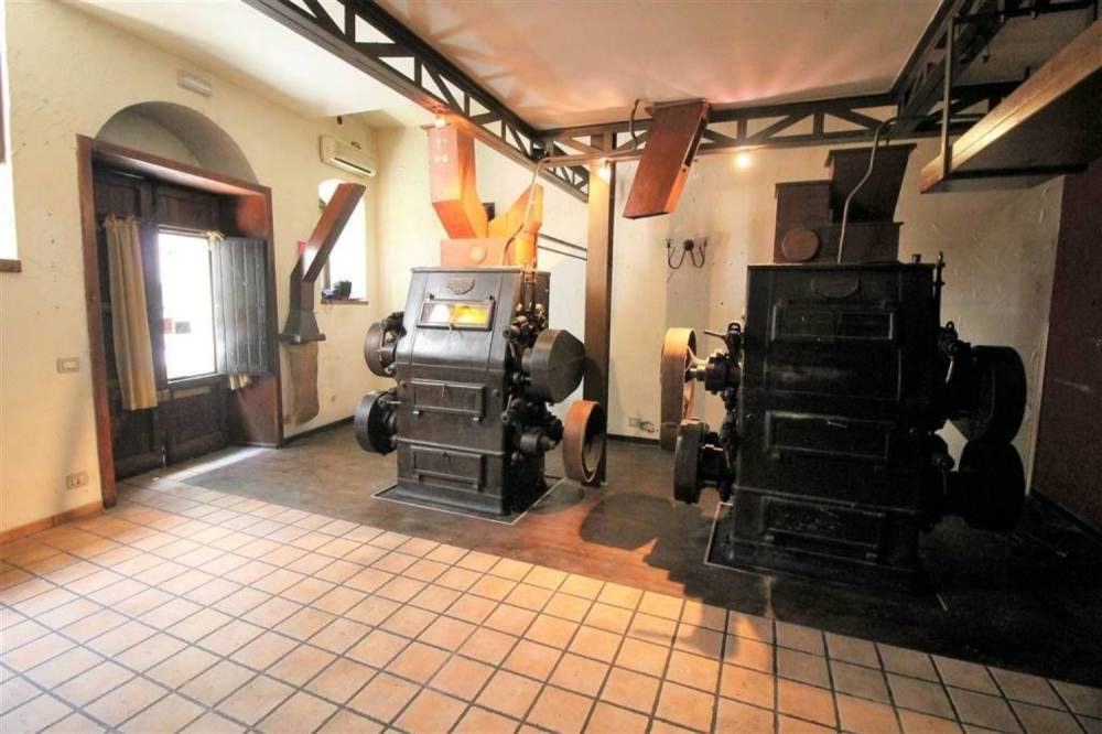 locale commerciale in vendita a Buccheri