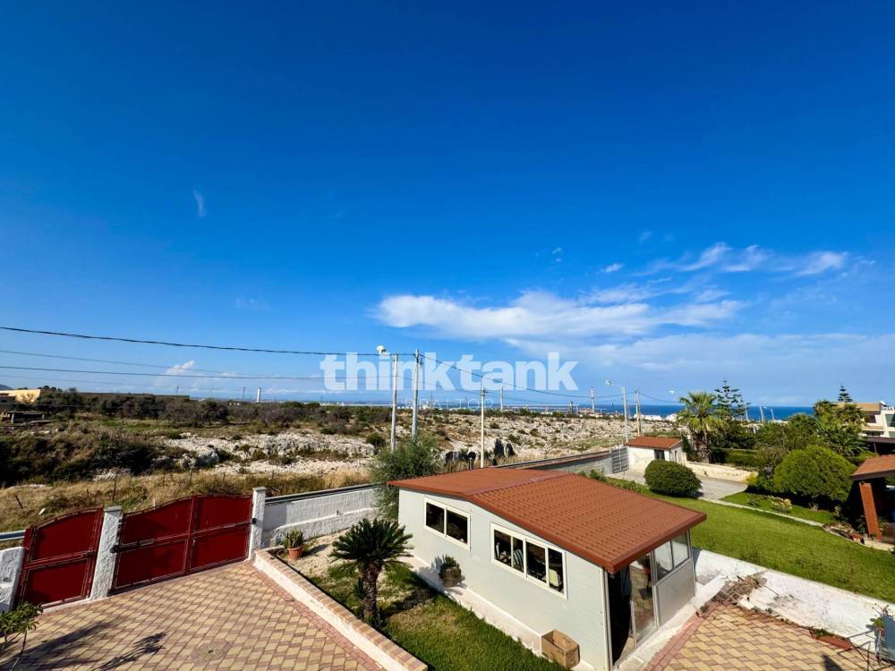 casa indipendente in vendita a Buccheri