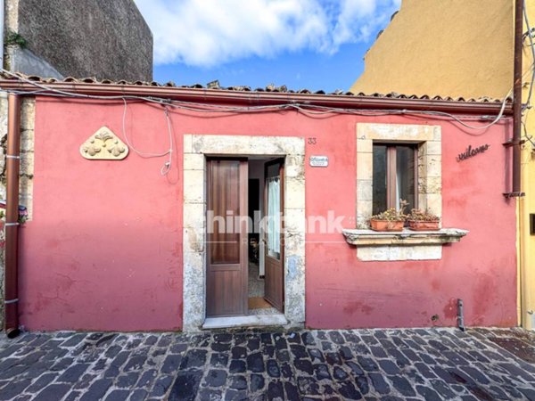 casa indipendente in vendita a Buccheri