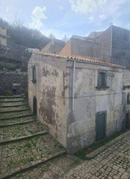 casa indipendente in vendita a Buccheri