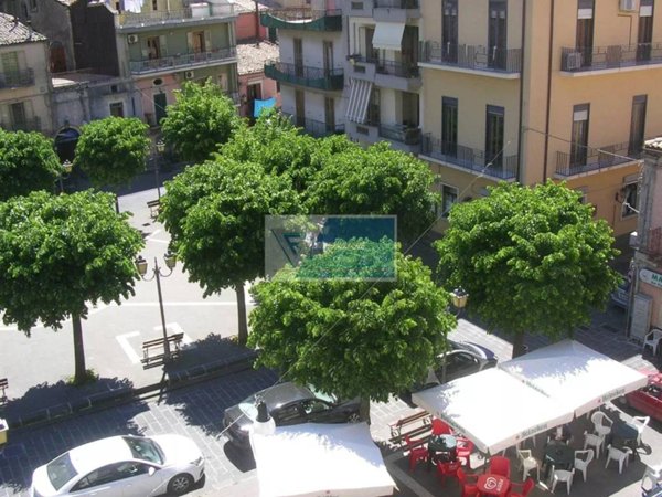 intera palazzina in vendita a Buccheri