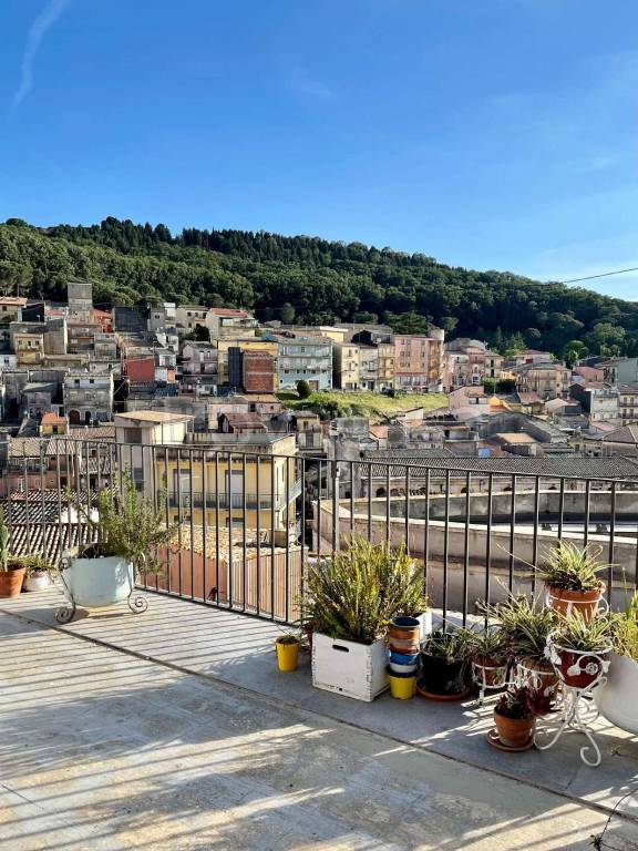 casa indipendente in vendita a Buccheri