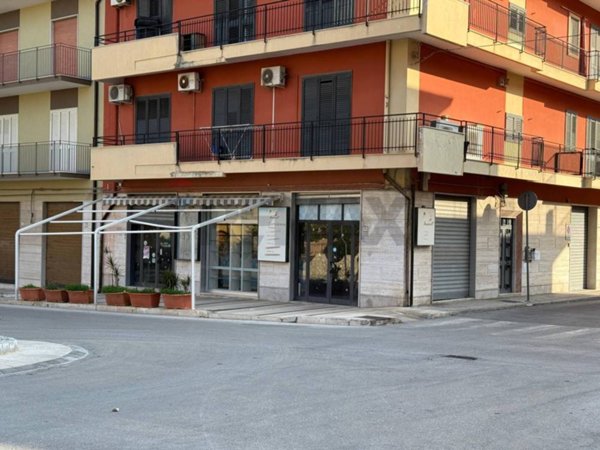 locale commerciale in vendita a Buccheri