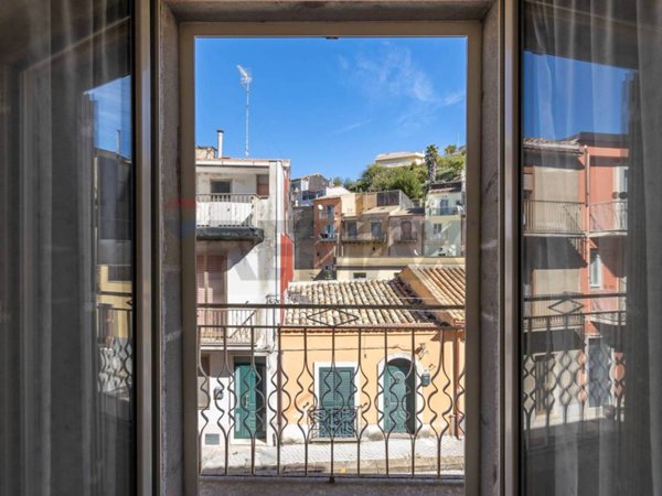 casa indipendente in vendita a Buccheri