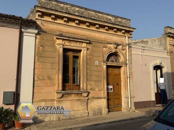 casa indipendente in vendita a Buccheri