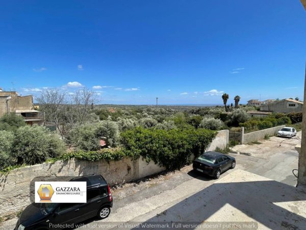 casa indipendente in vendita a Buccheri