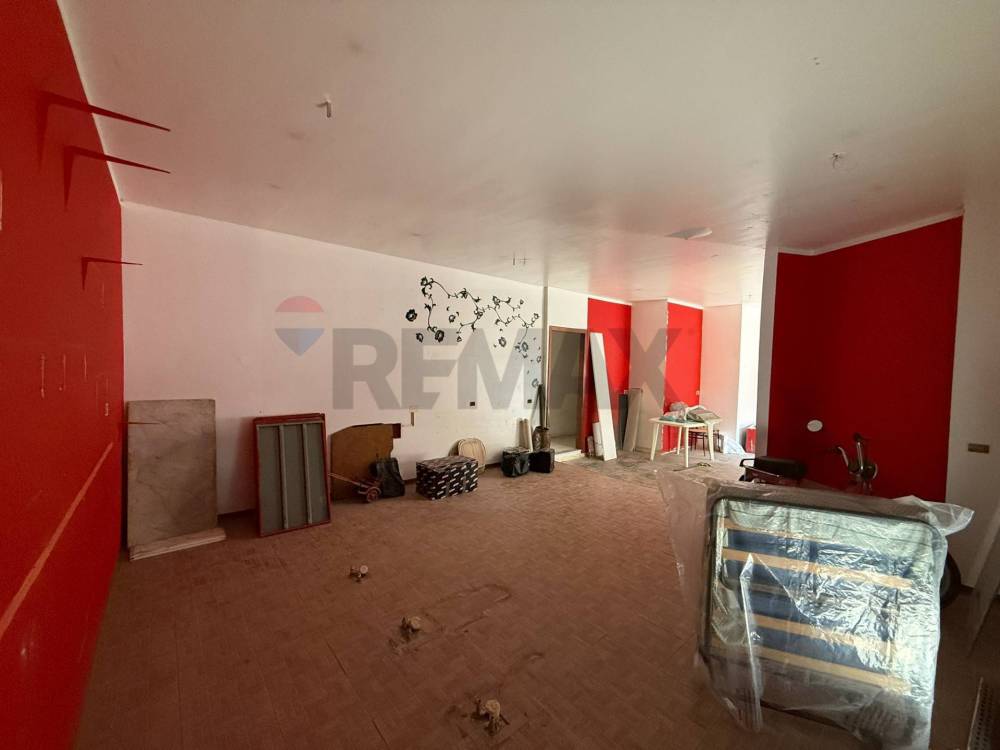 locale commerciale in vendita a Buccheri