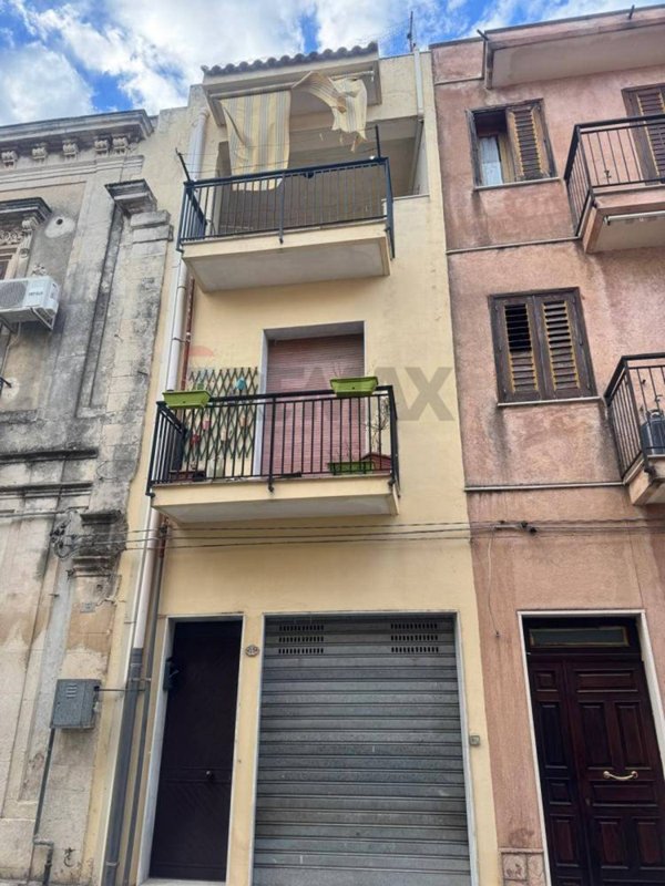 casa indipendente in vendita a Buccheri