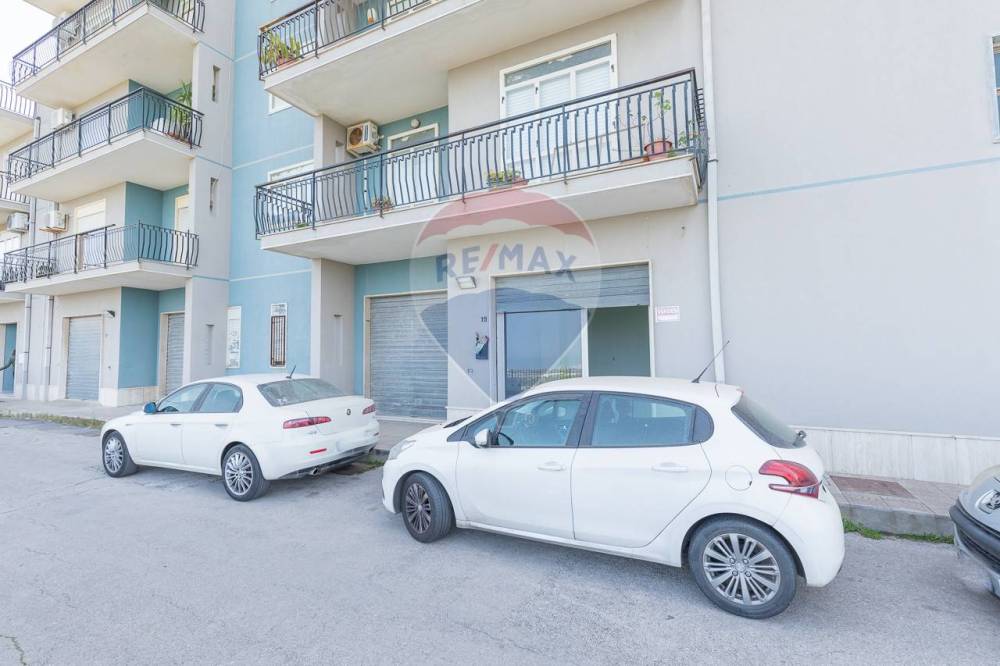 locale commerciale in vendita a Buccheri