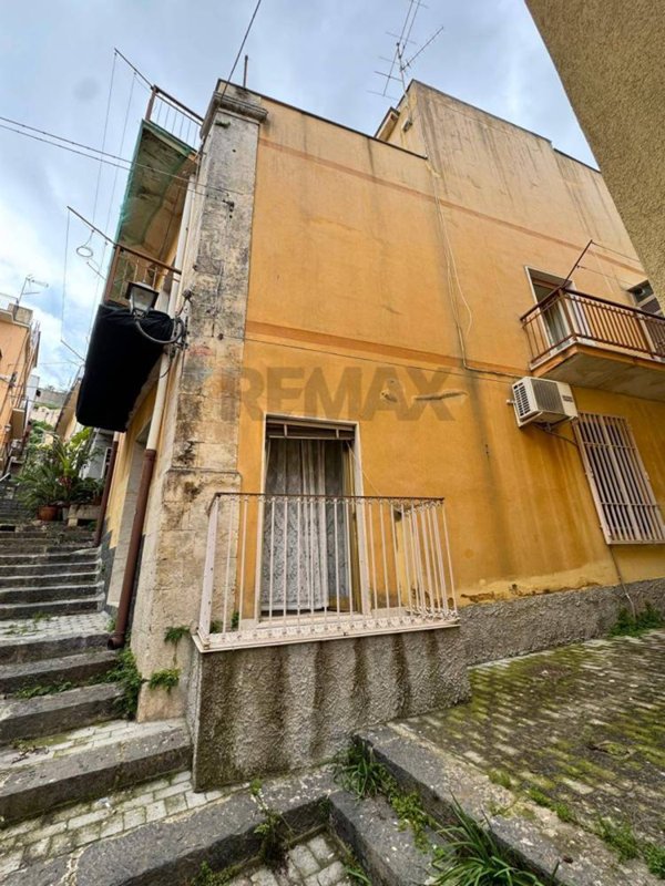 casa indipendente in vendita a Buccheri