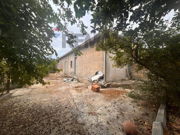 casa indipendente in vendita a Buccheri