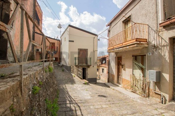 casa indipendente in vendita a Buccheri