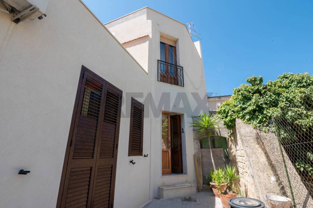 casa indipendente in vendita a Buccheri