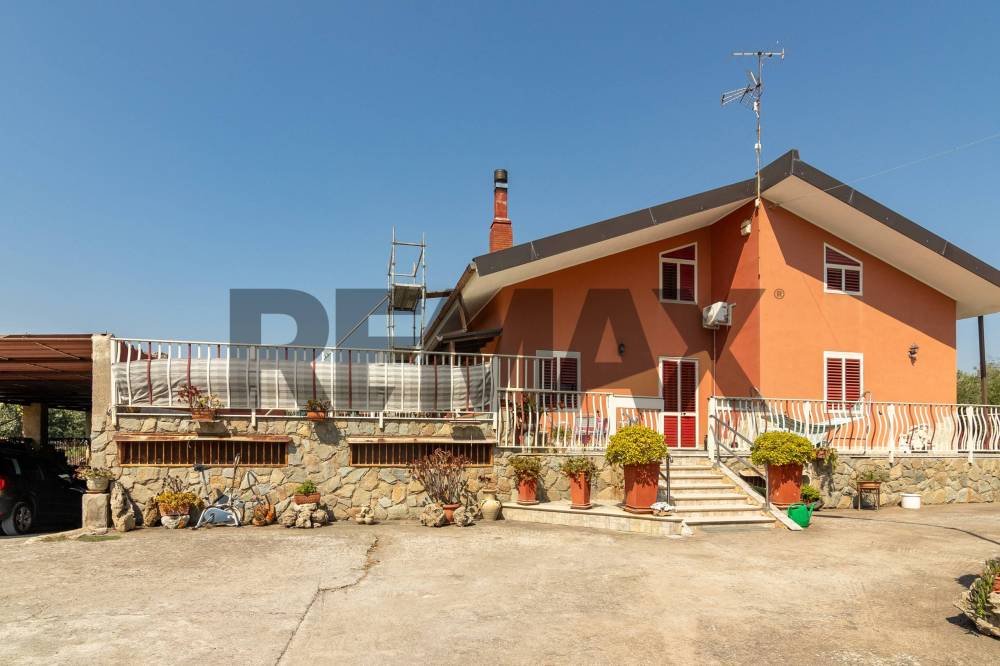 casa indipendente in vendita a Buccheri